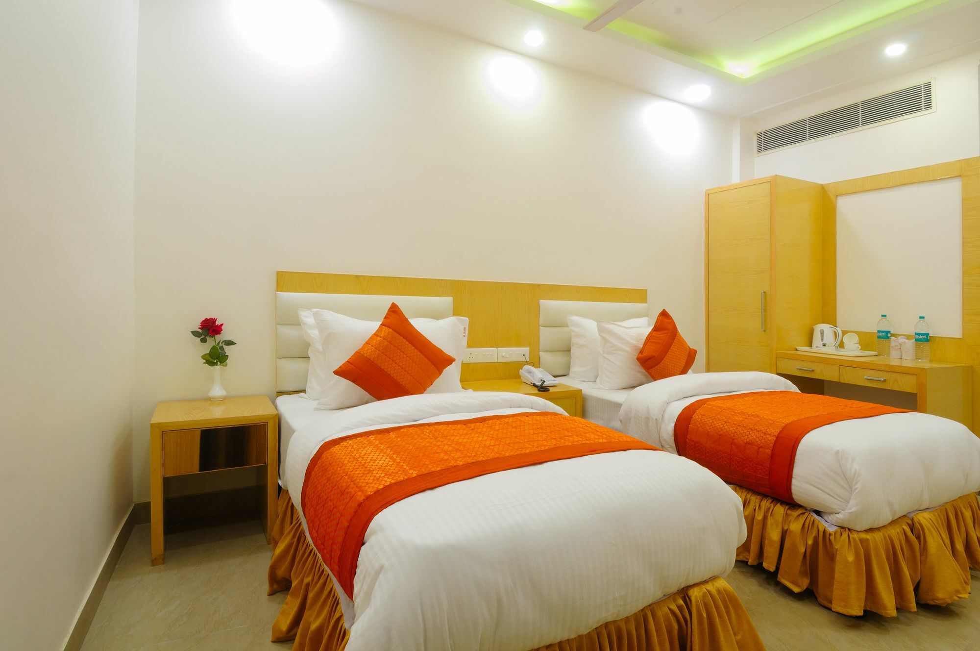 The Gold Inn - Paharganj New Delhi Exterior photo
