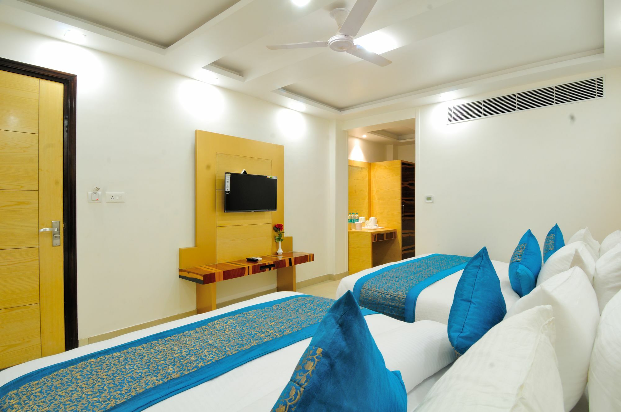 The Gold Inn - Paharganj New Delhi Exterior photo